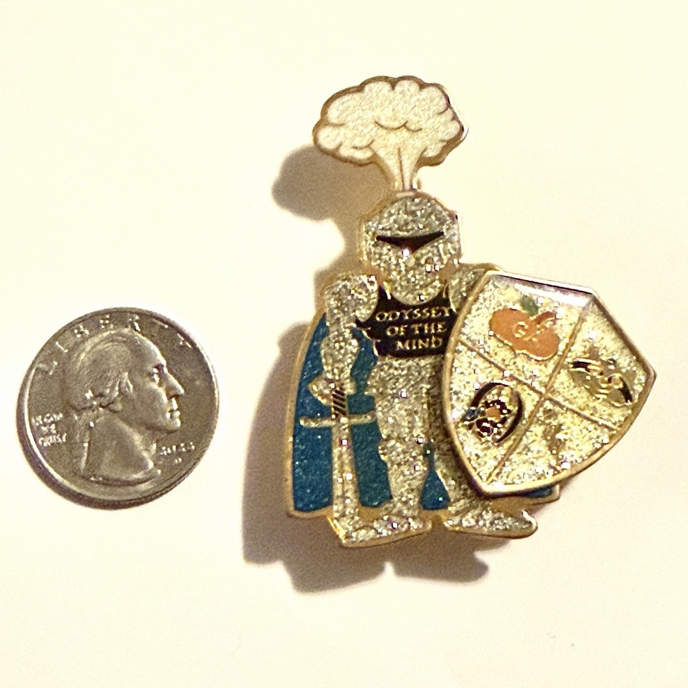 Vintage Enamel Knight Pin! RARE SPINNER SHIELD Odyssey Of The Mind 2002 Georgia - Picture 10 of 14